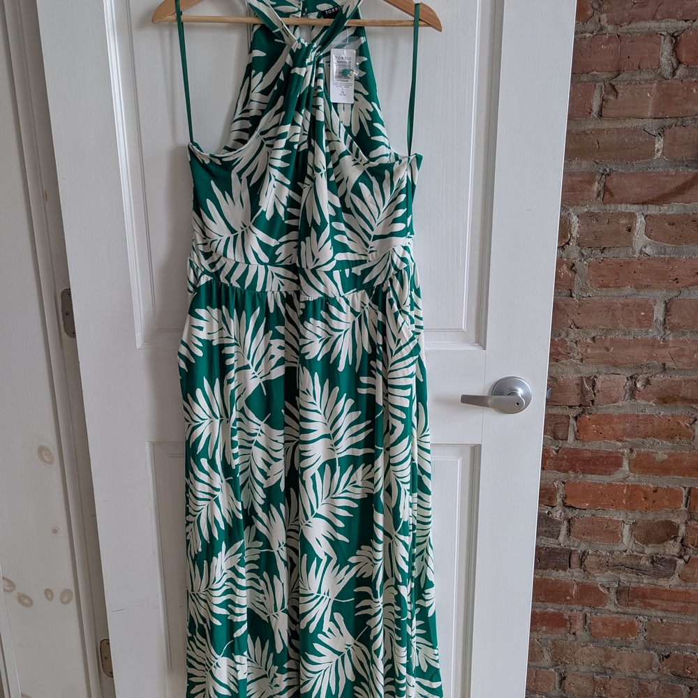 Torrid Green and Cream Leaf Print Tea Length Halter Dress